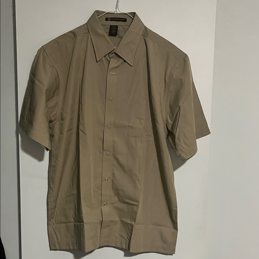 Men's Short Sleeve Button Down Shirt in Tan